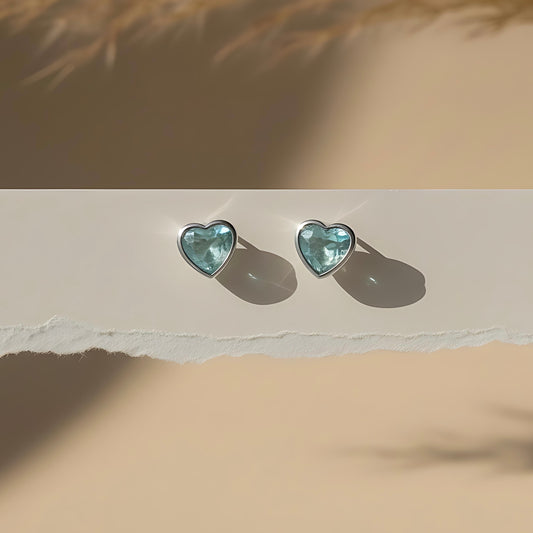 Akuamarin Taşlı 925 Ayar Gümüş Küpe .